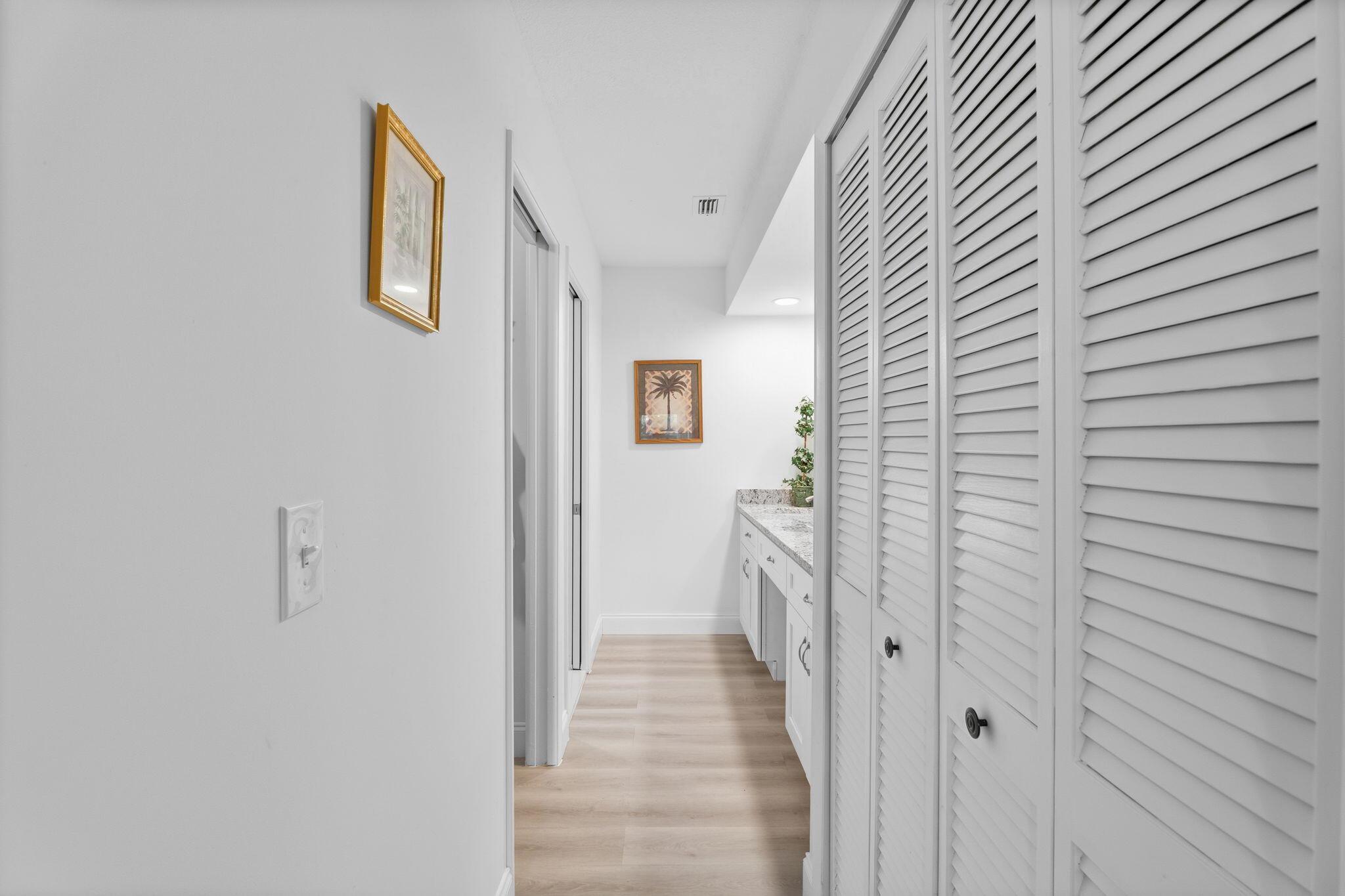 DUCKWOOD - Residential