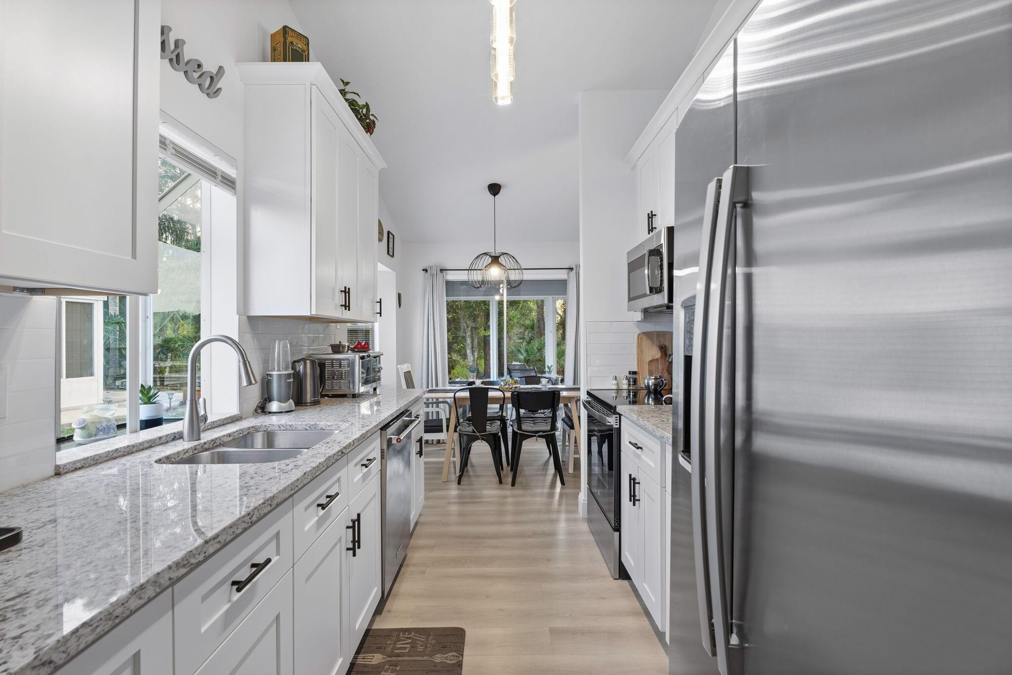 DUCKWOOD - Residential