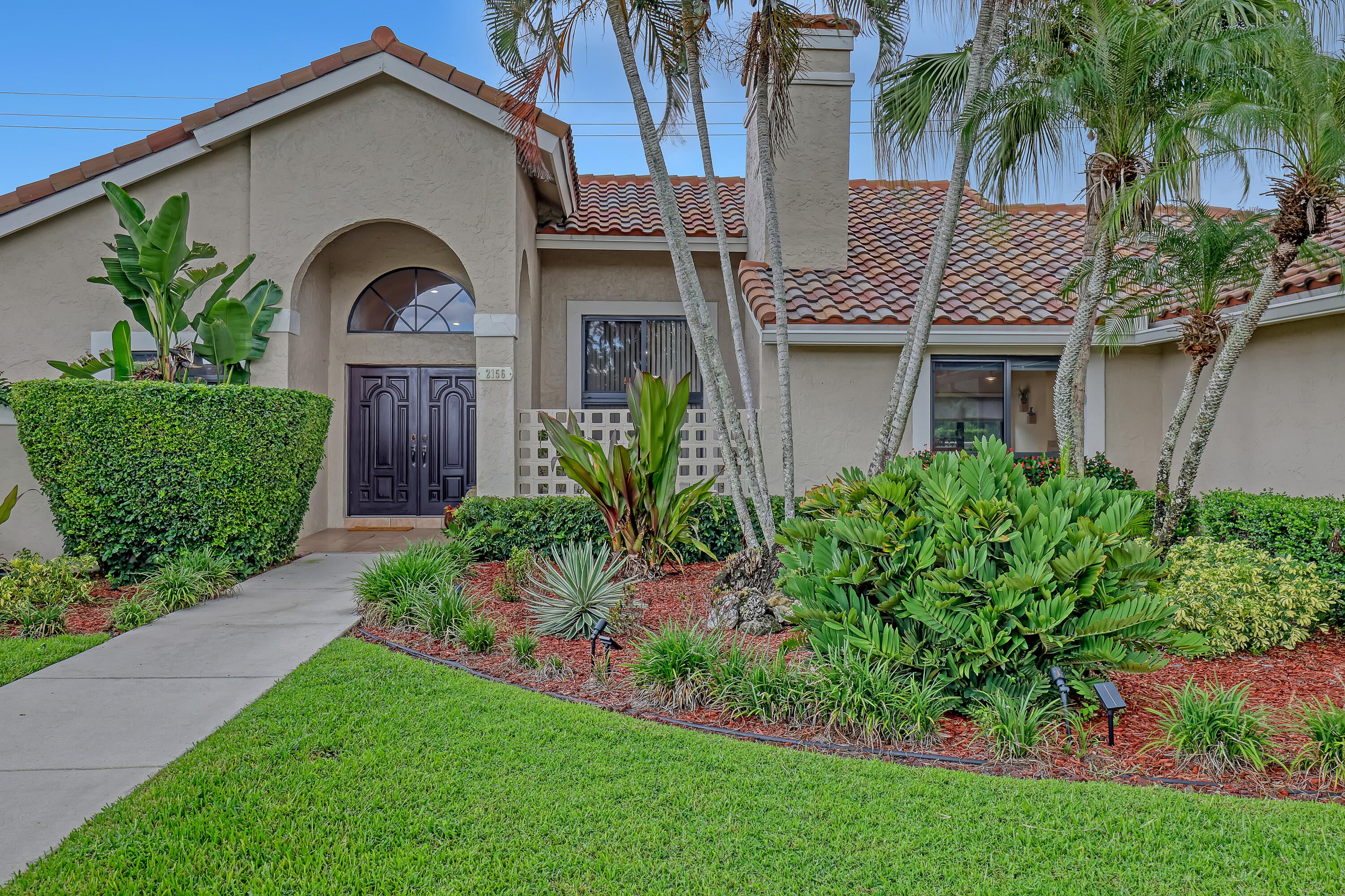 2156 AMESBURY Circle