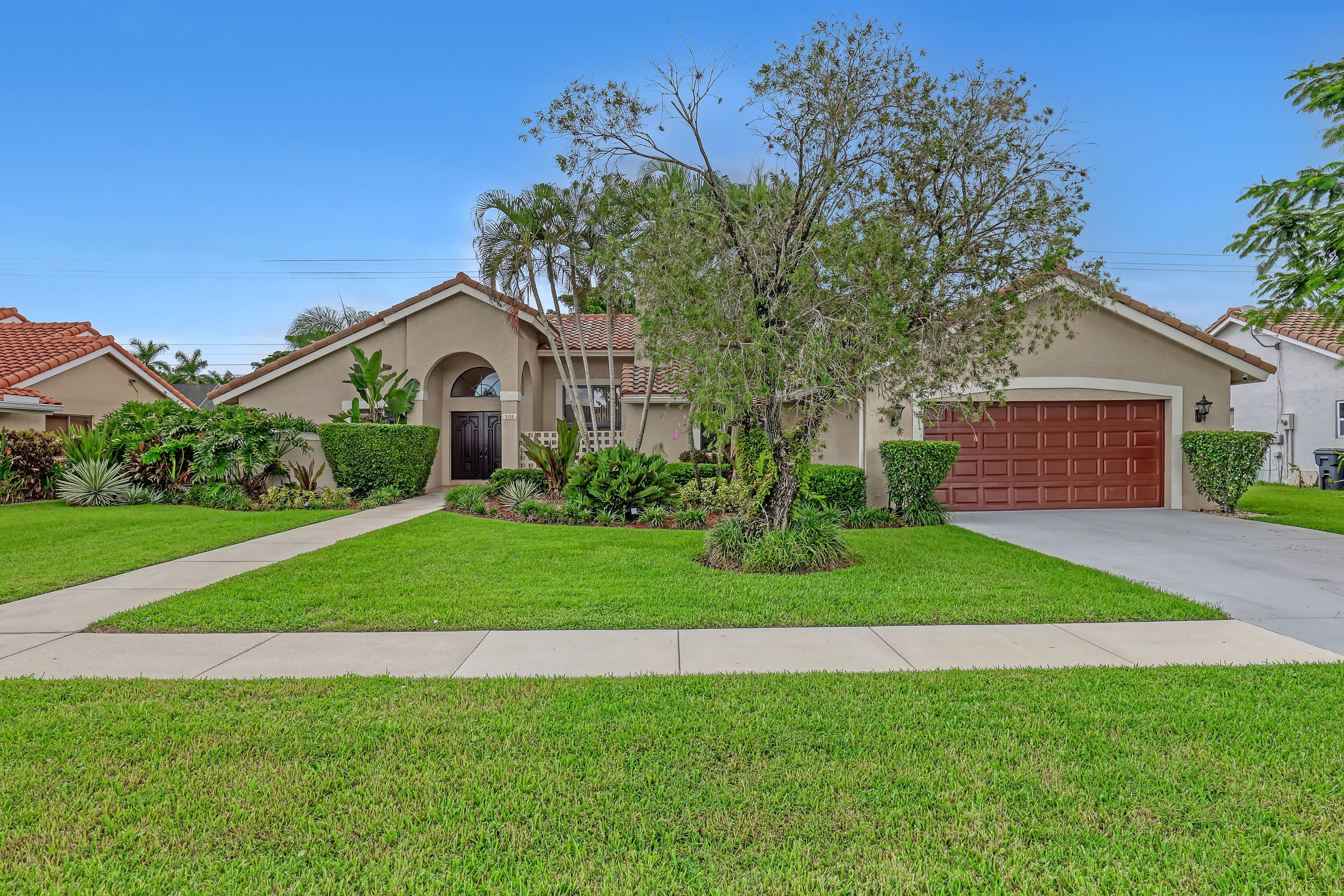 2156 AMESBURY Circle