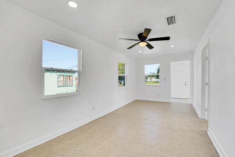 A home in Fort Pierce