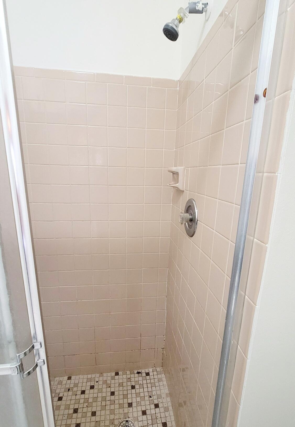 WOODSCAPE TOWNHOMES - Residential Lease