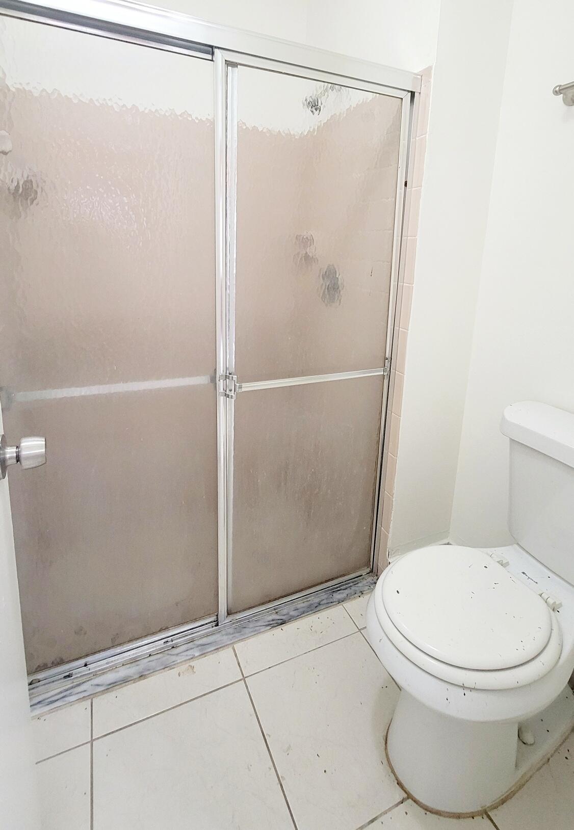 WOODSCAPE TOWNHOMES - Residential Lease