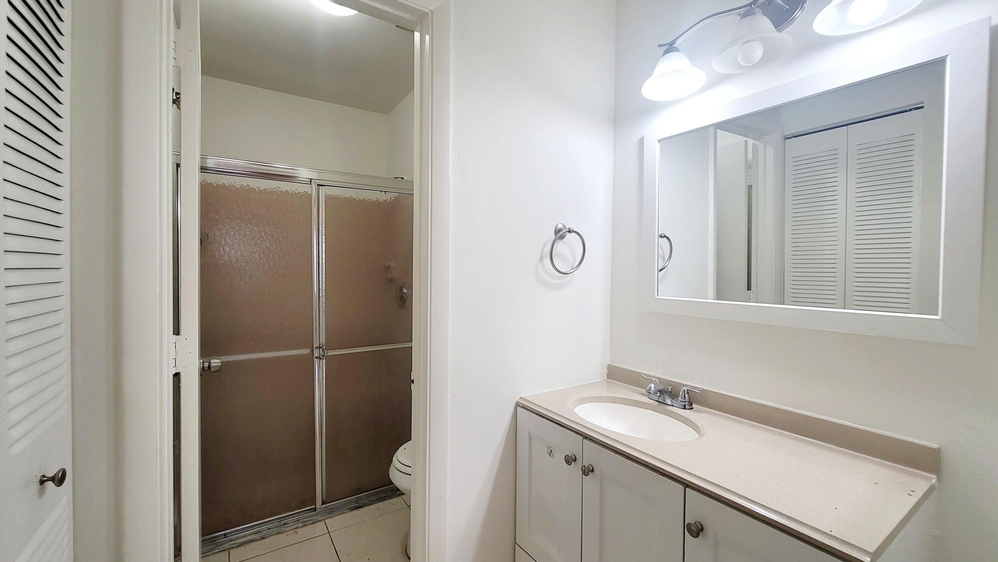 WOODSCAPE TOWNHOMES - Residential Lease