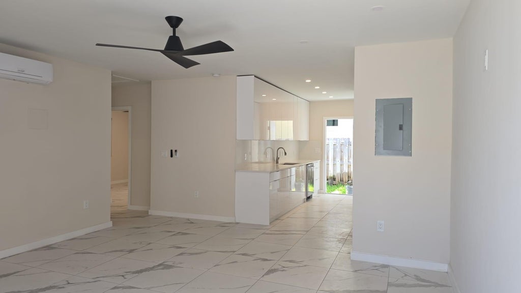 Photo of 4537 Poinciana Street #4, Lauderdale By The Sea, FL 33308 (MLS # F10504485)