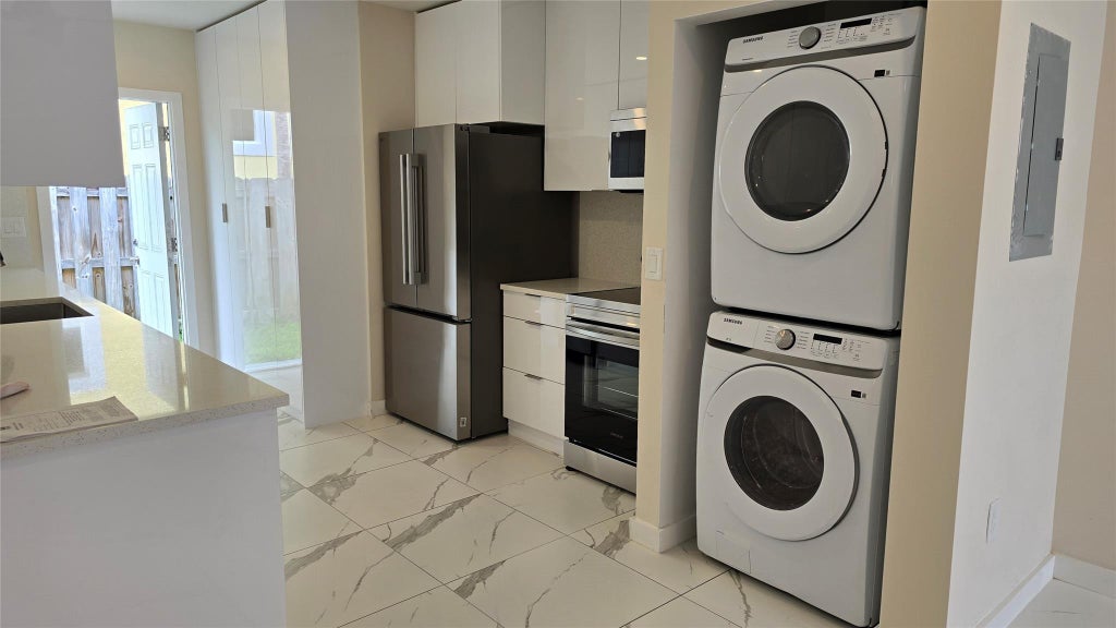Photo of 4537 Poinciana Street #4, Lauderdale By The Sea, FL 33308 (MLS # F10504485)