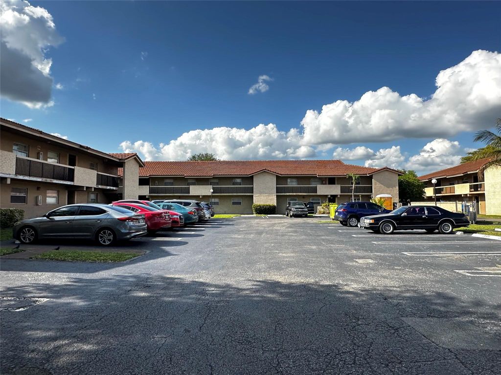 Photo of 3035 Coral Ridge Drive #3035, Coral Springs, FL 33065 (MLS # F10498138)
