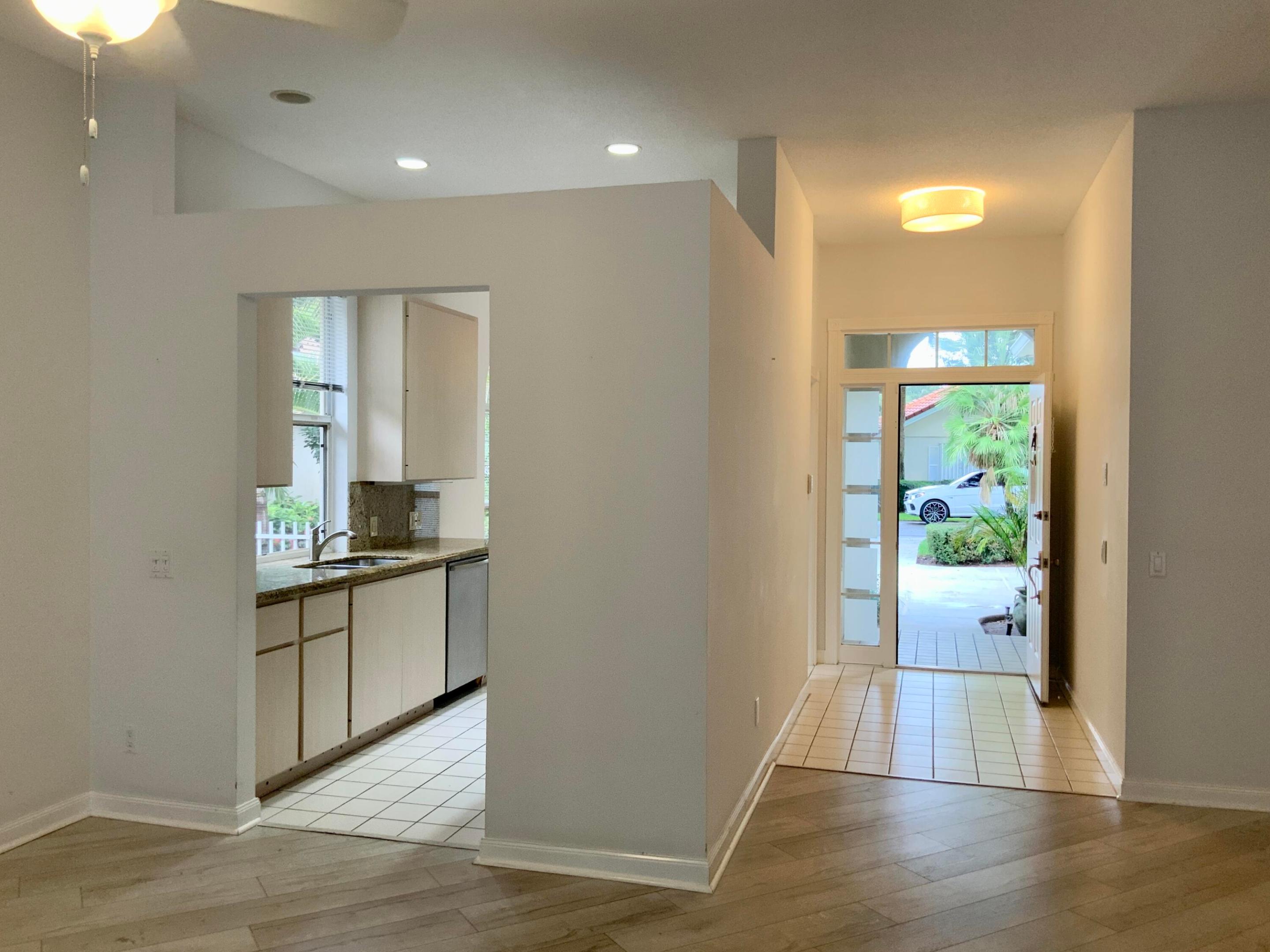 OAKS OAKS EAST 1 - Residential