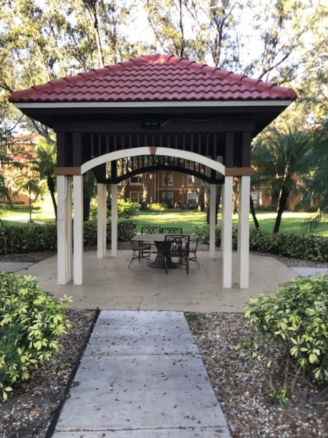 CONDOS AT COURTNEY PARK - Residential