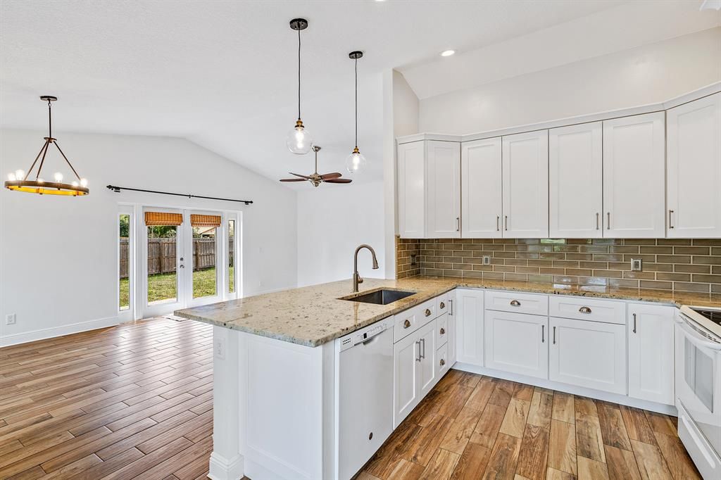 Photo of 218 Wandering Trail, Jupiter, FL 33458 (MLS # R10711997)