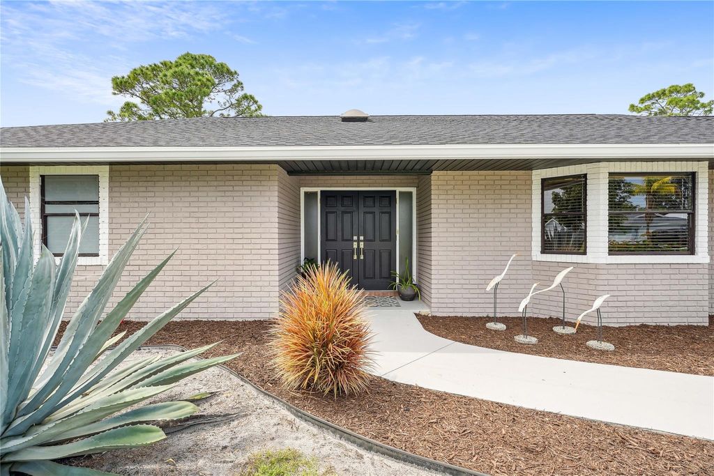 Photo of 1862 SE Camden Street, Port Saint Lucie, FL 34952 (MLS # F10437306)