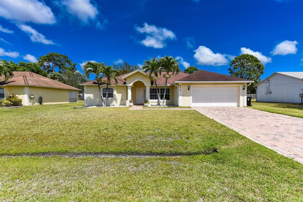 Photo of 673 SE Ron Rico Ter, Port St Lucie, FL 34983 (MLS # R10879472)