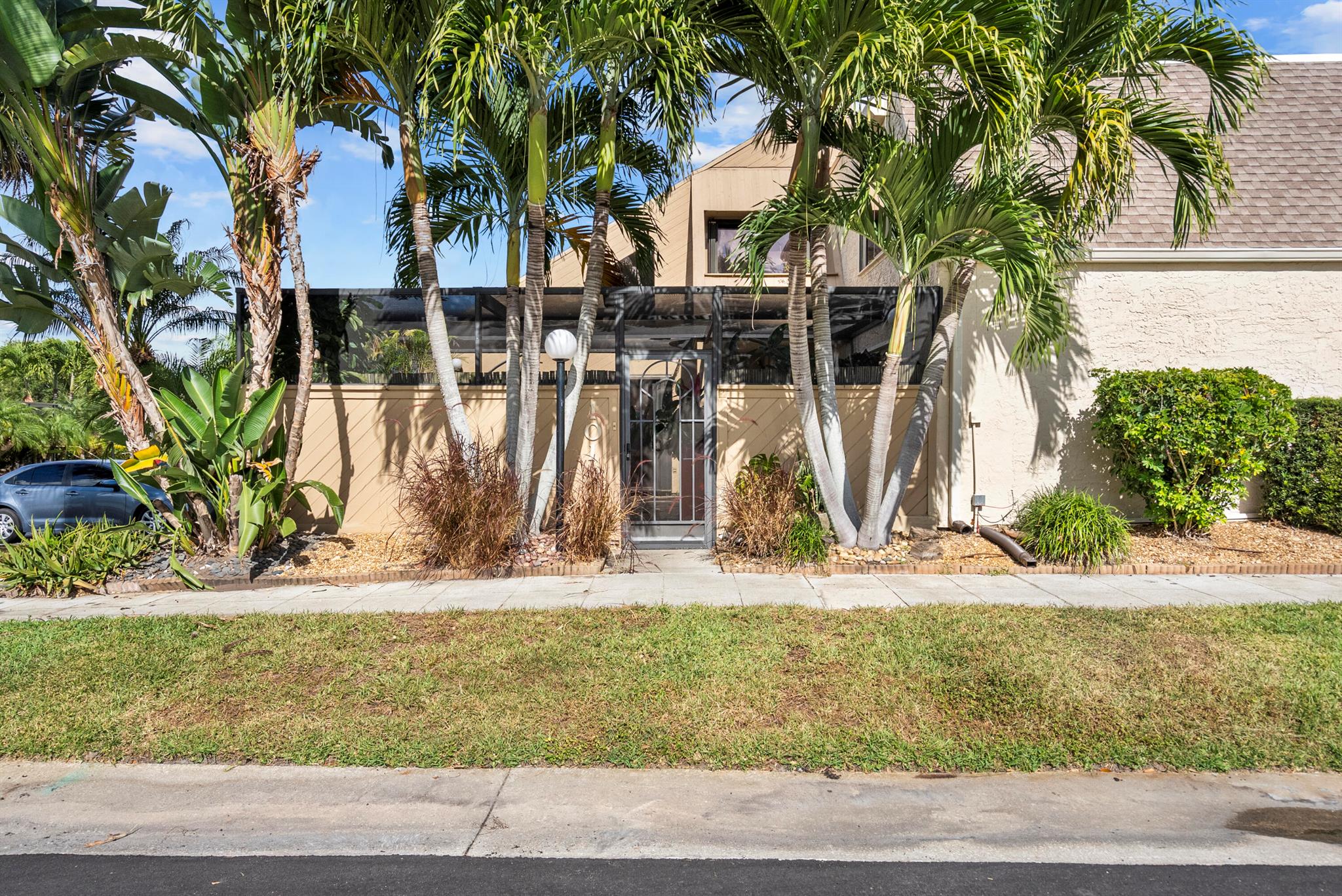 TARPON BAY VILLAS - Residential