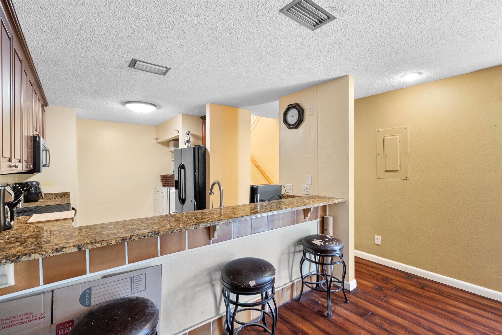 TARPON BAY VILLAS - Residential