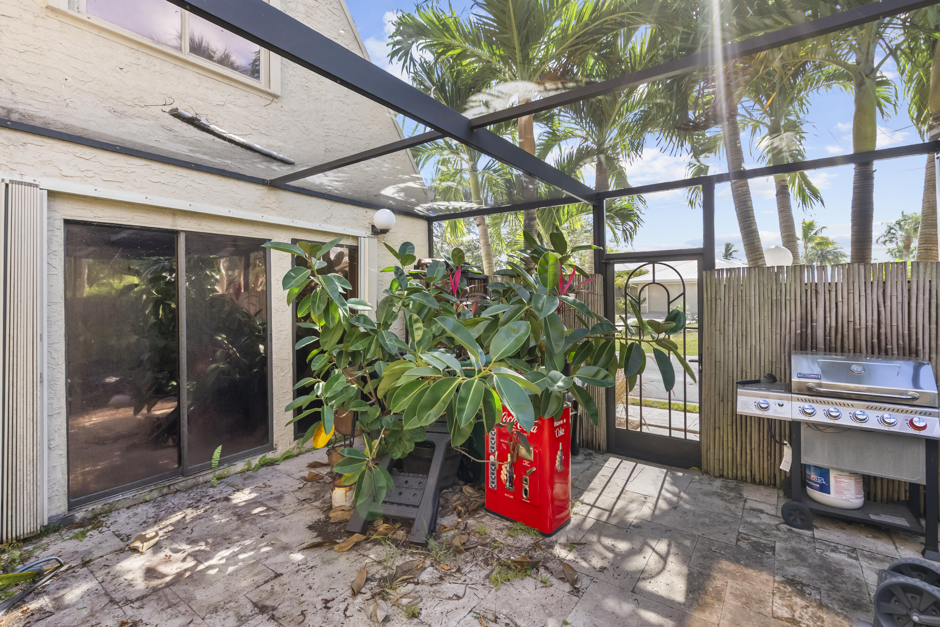 TARPON BAY VILLAS - Residential