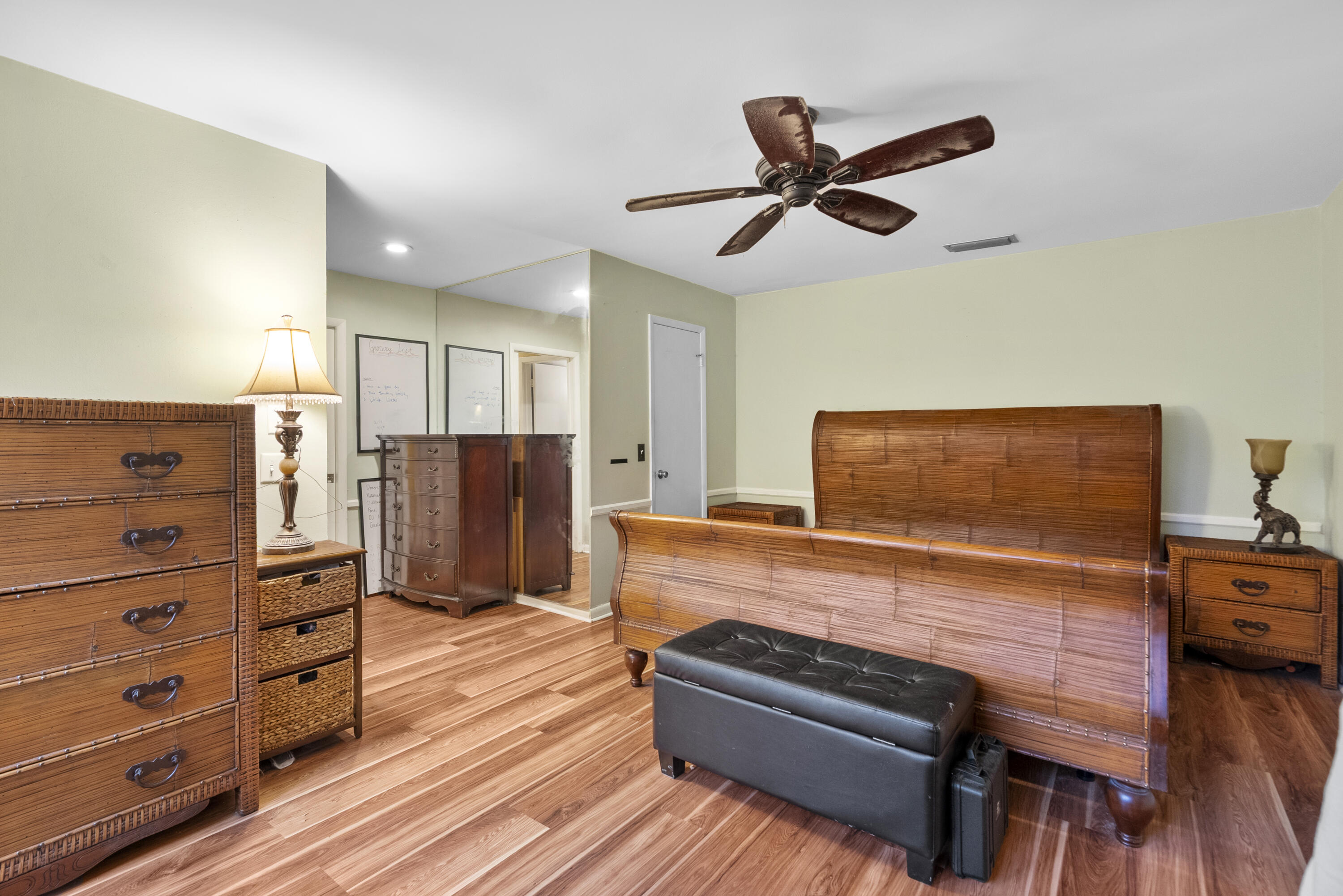 TARPON BAY VILLAS - Residential