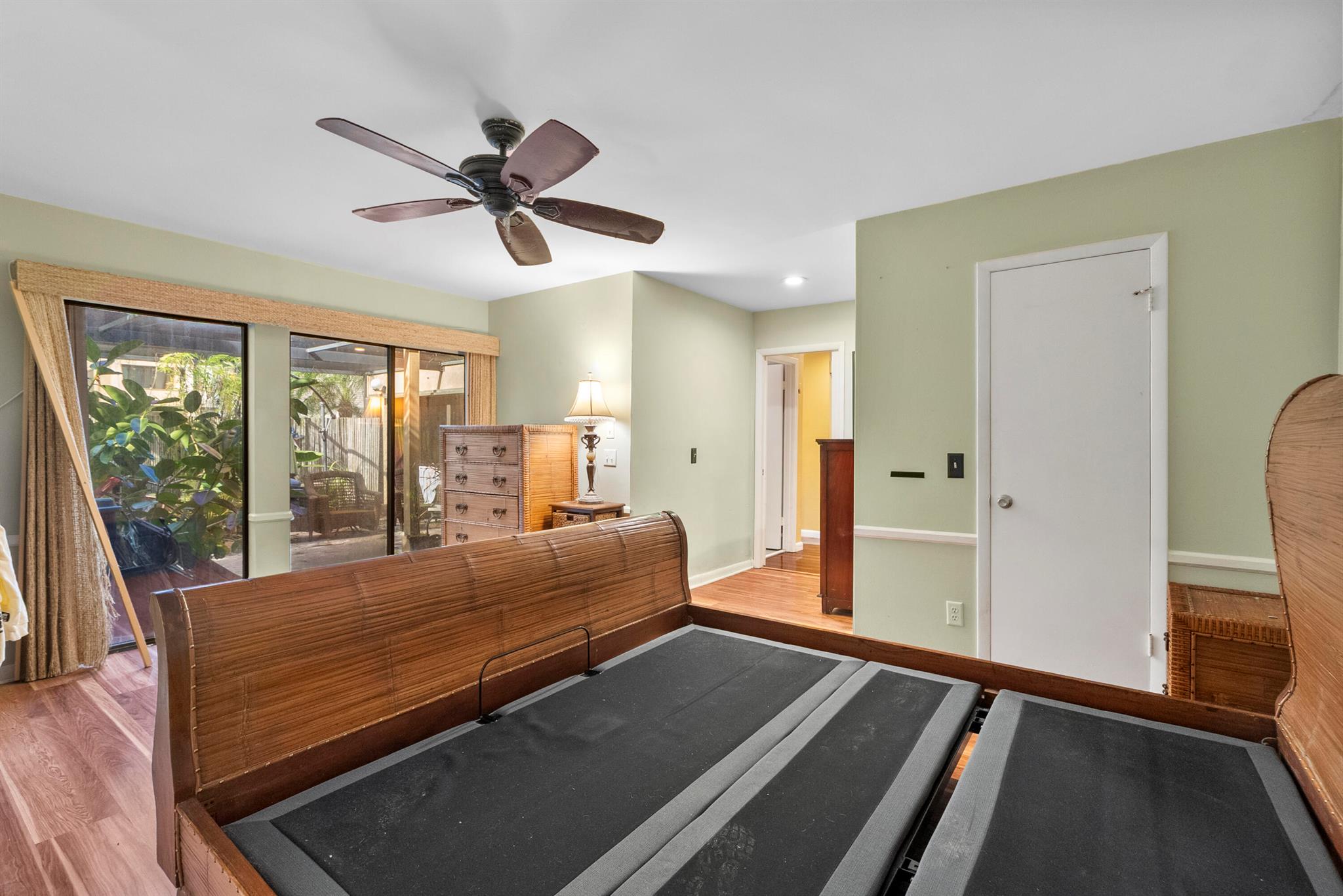 TARPON BAY VILLAS - Residential