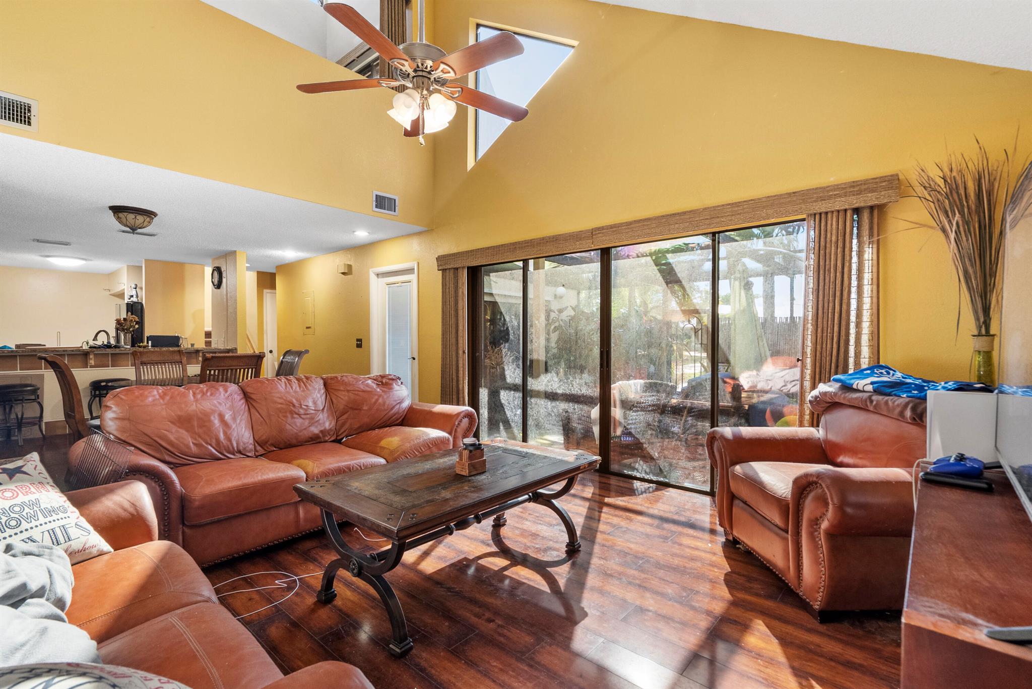 TARPON BAY VILLAS - Residential