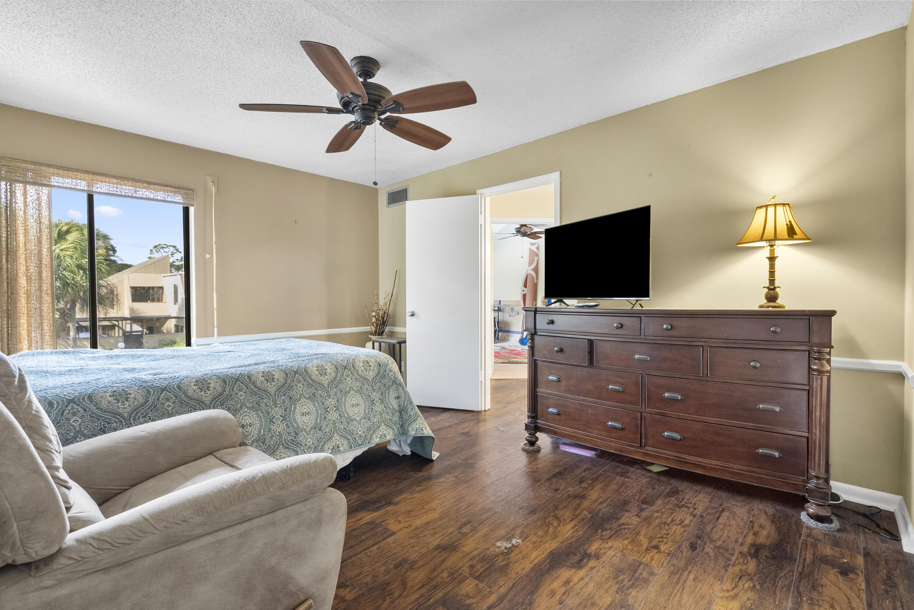 TARPON BAY VILLAS - Residential