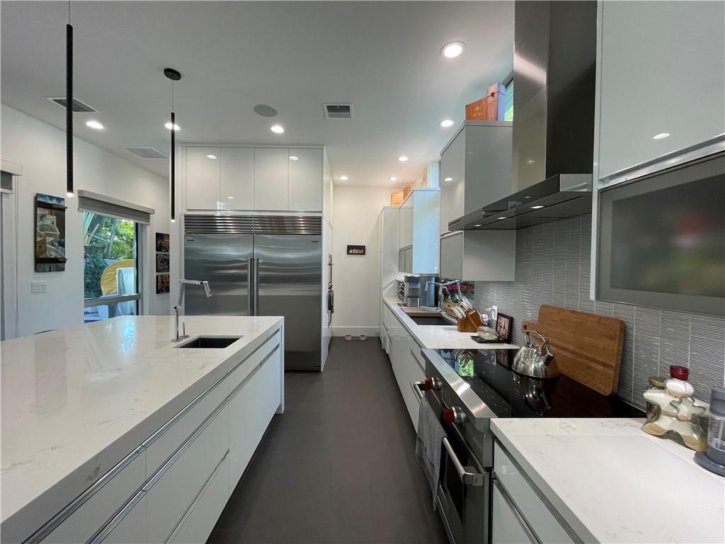 VICTORIA PARK CORR AME - Residential