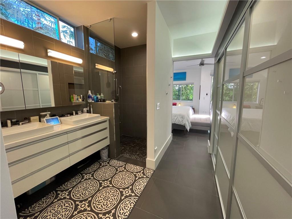 VICTORIA PARK CORR AME - Residential