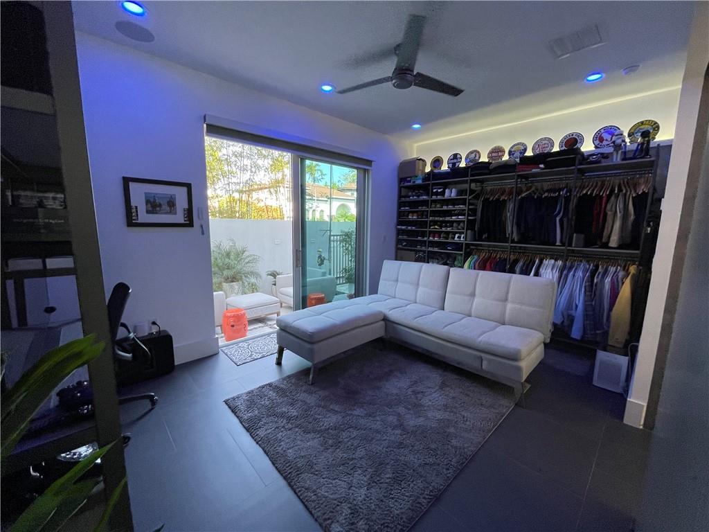 VICTORIA PARK CORR AME - Residential