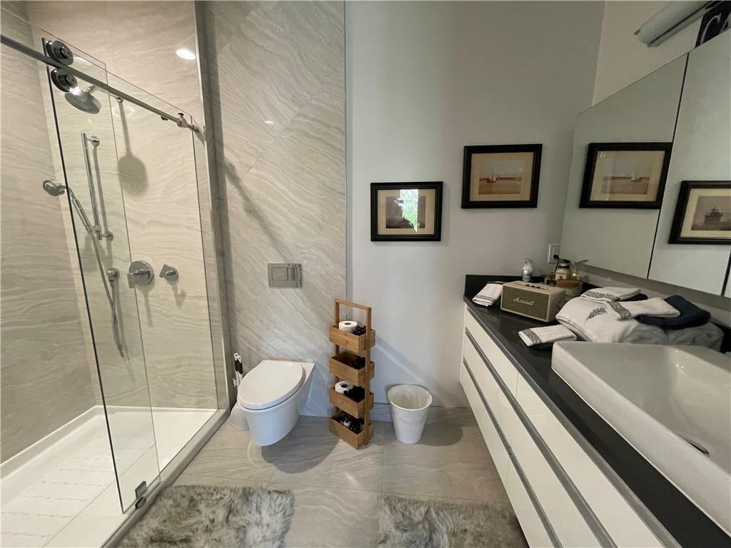VICTORIA PARK CORR AME - Residential