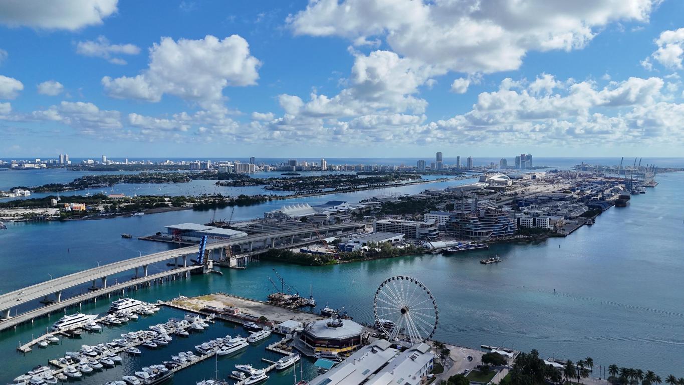 THE ELSER - Residential