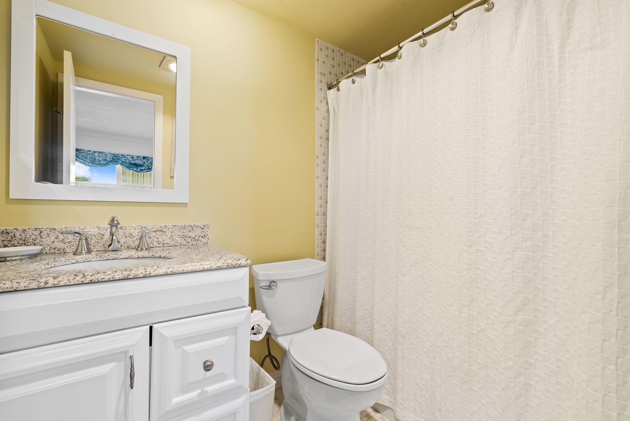 PENTHOUSE TOWERS CONDO - Residential Lease