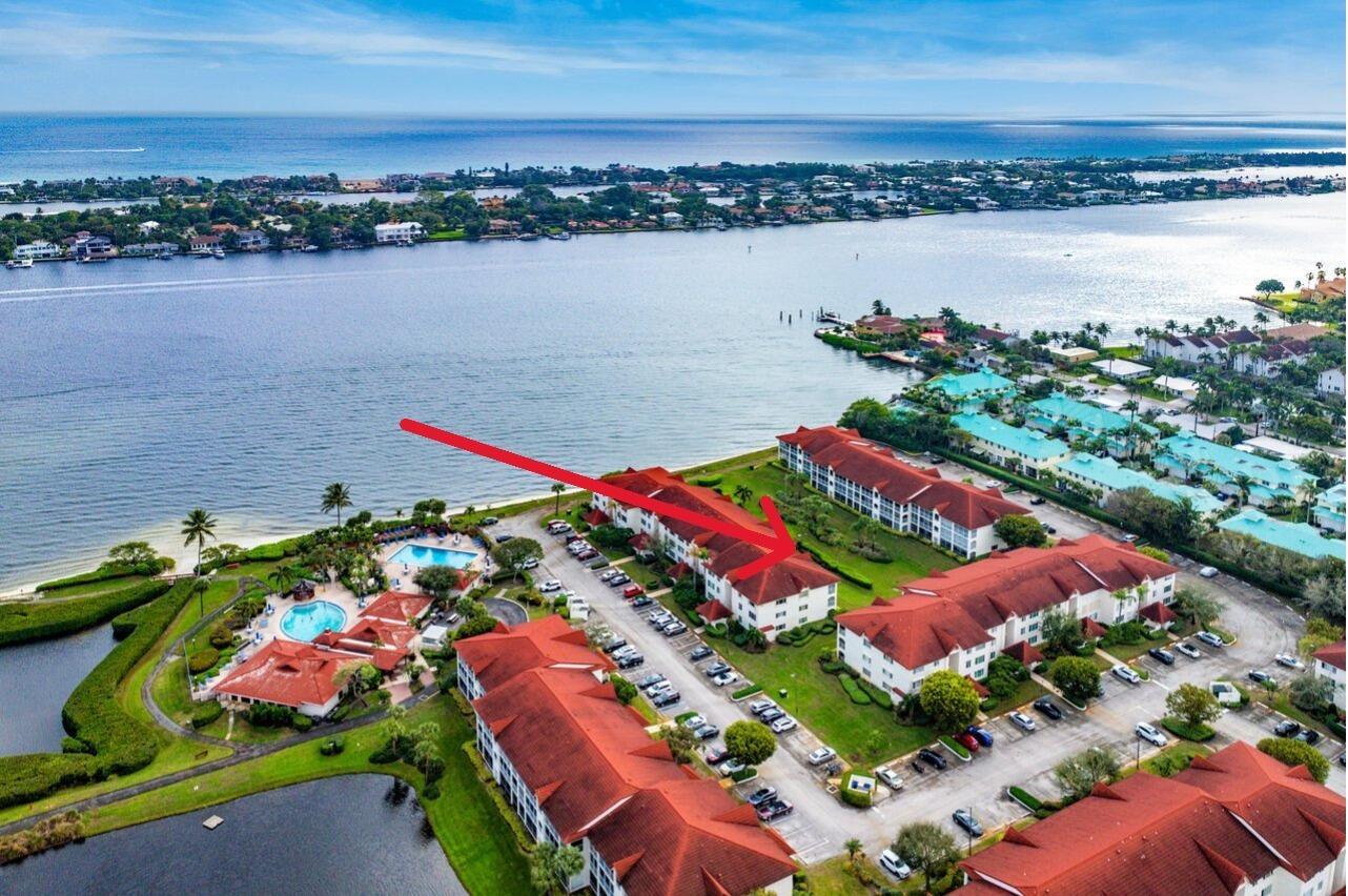 View photos, virtual tours, details... 109 Half Moon Circle G3