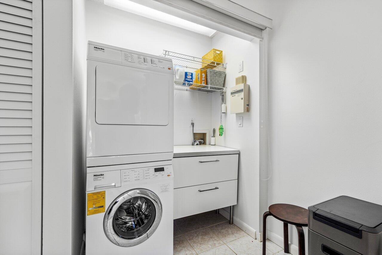 HALF MOON BAY CONDO - Residential