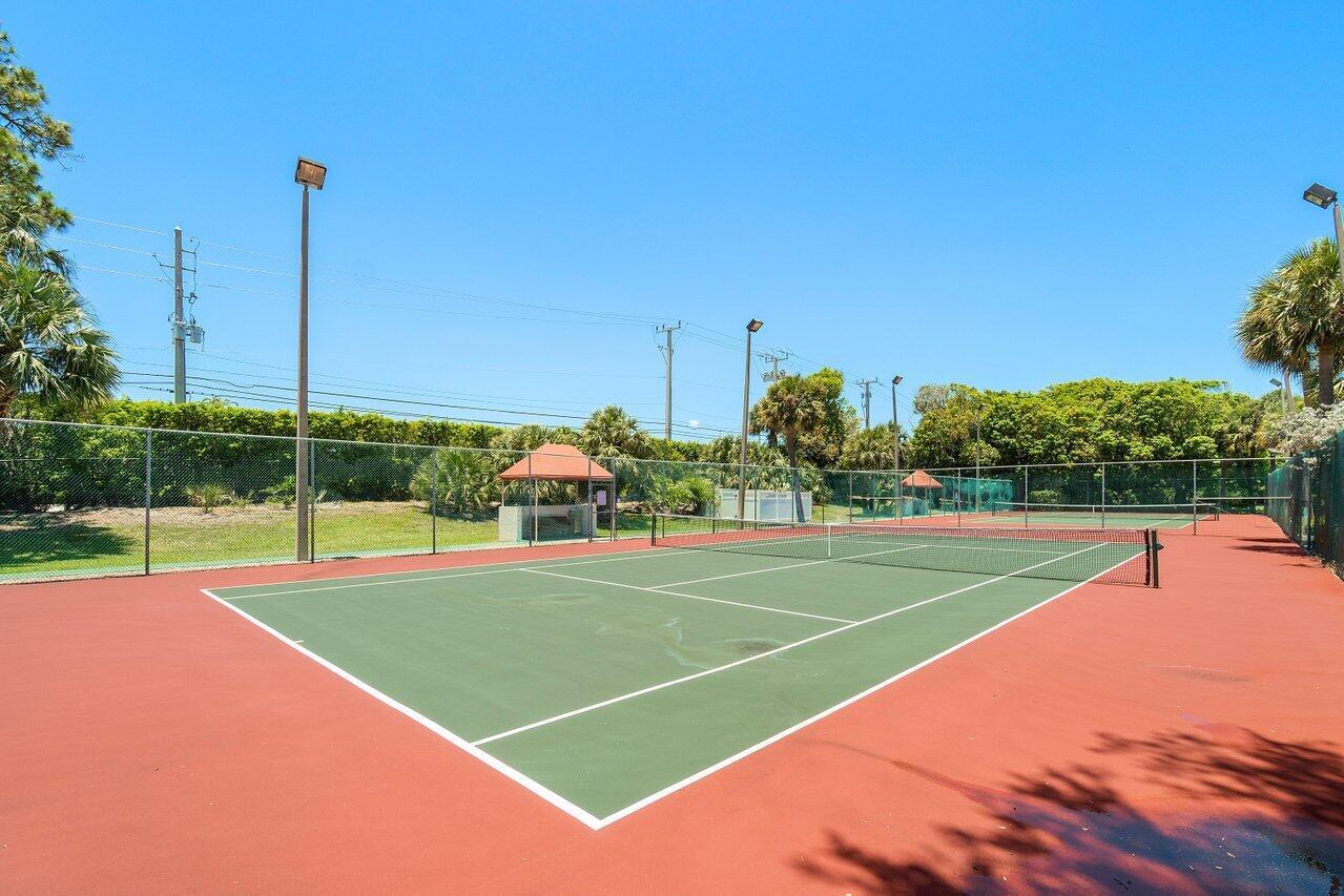 HALF MOON BAY CONDO - Residential
