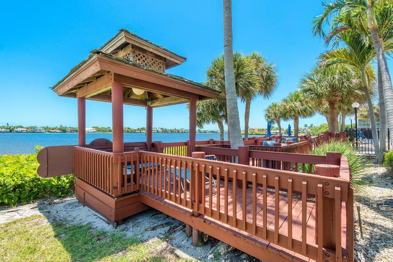 HALF MOON BAY CONDO - Residential