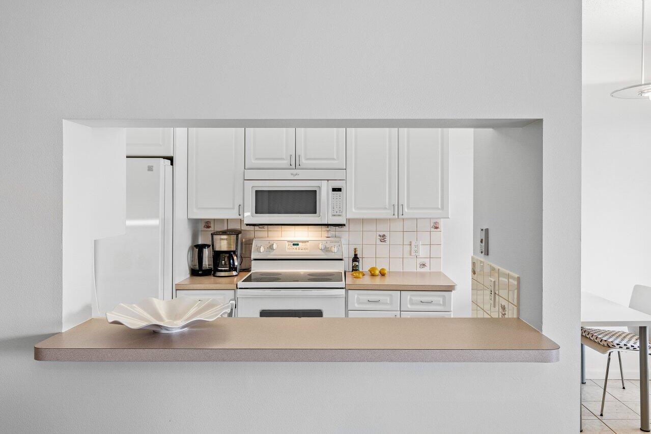 HALF MOON BAY CONDO - Residential