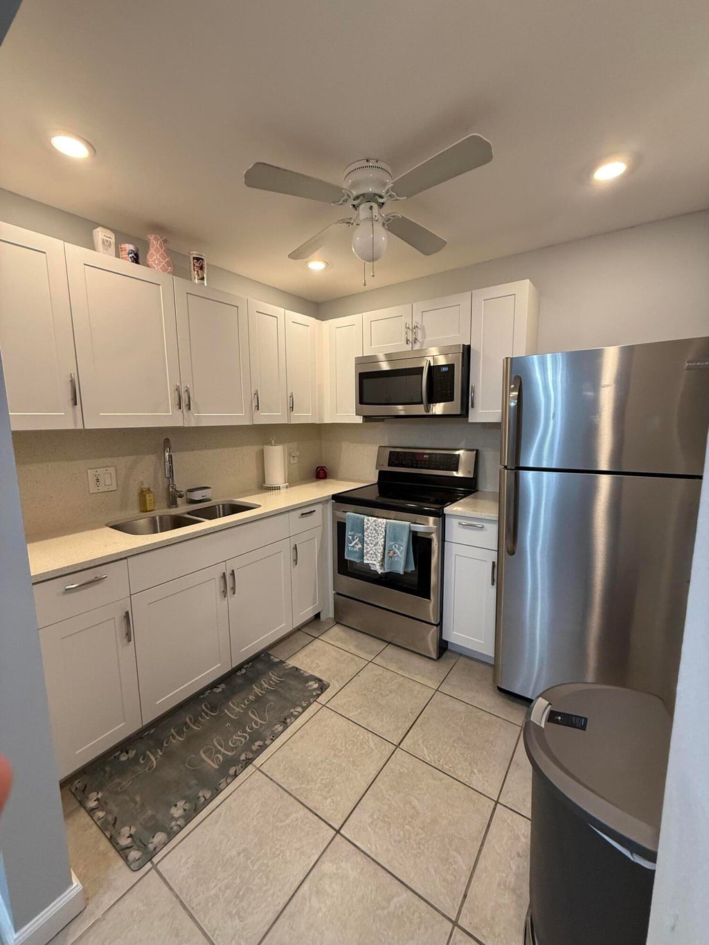 Photo of 200 VILLAGE GREEN CIR E #218, Palm Springs, FL 33461 (MLS # B26078081)