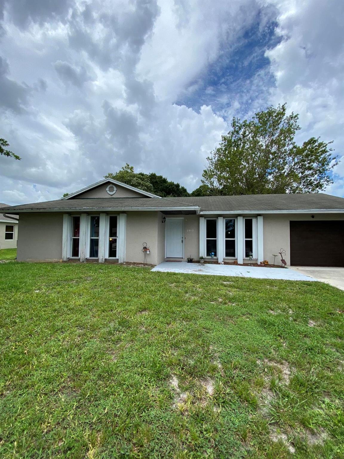 2012 SW Cameo Boulevard