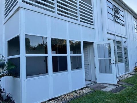 2840 Lake Osborne Drive 109 Lake Worth Beach FL 33461