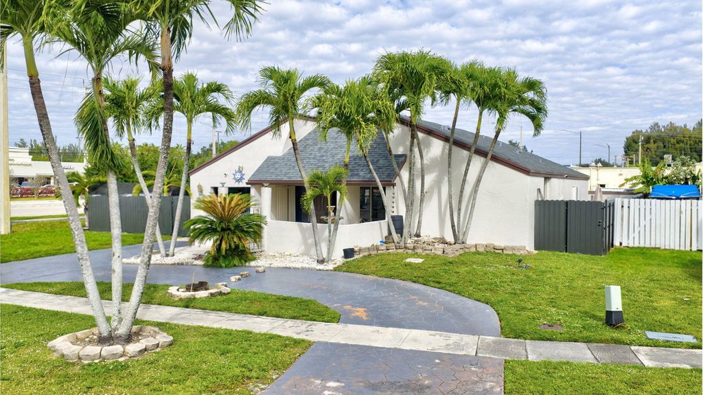 Photo of 9511 SW 49 Street, Cooper City, FL 33328 (MLS # R11159250)