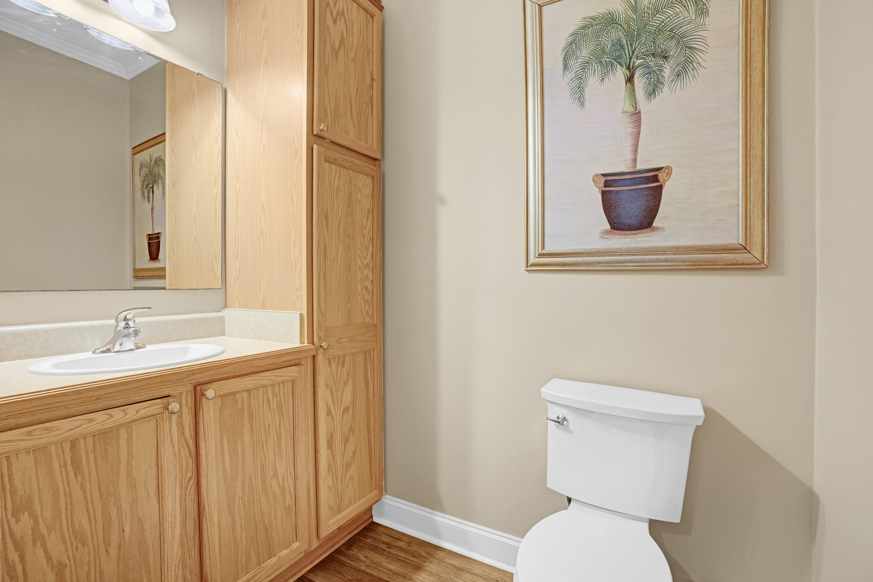 MAGNOLIA SQUARE - Residential