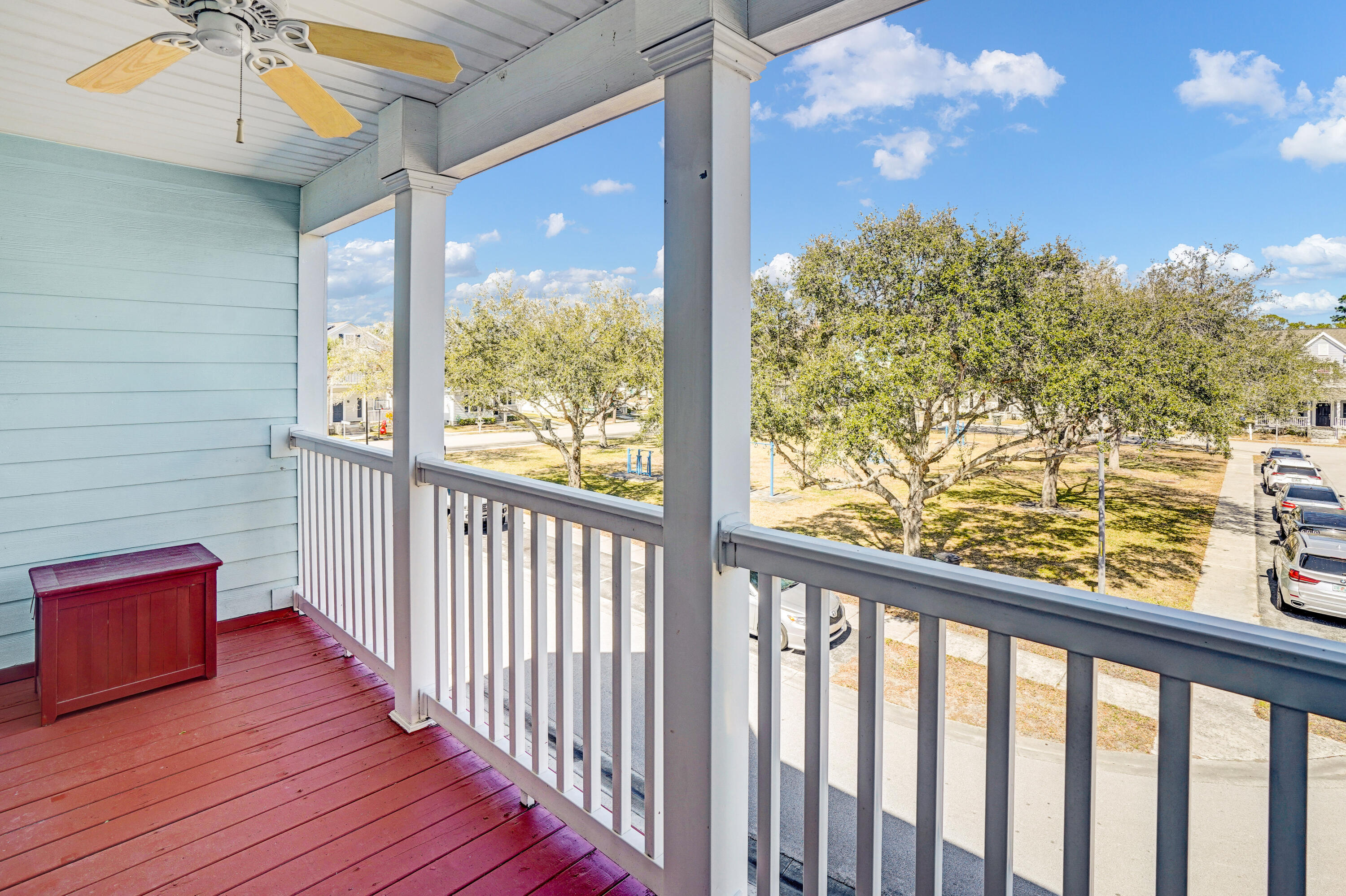 MAGNOLIA SQUARE - Residential