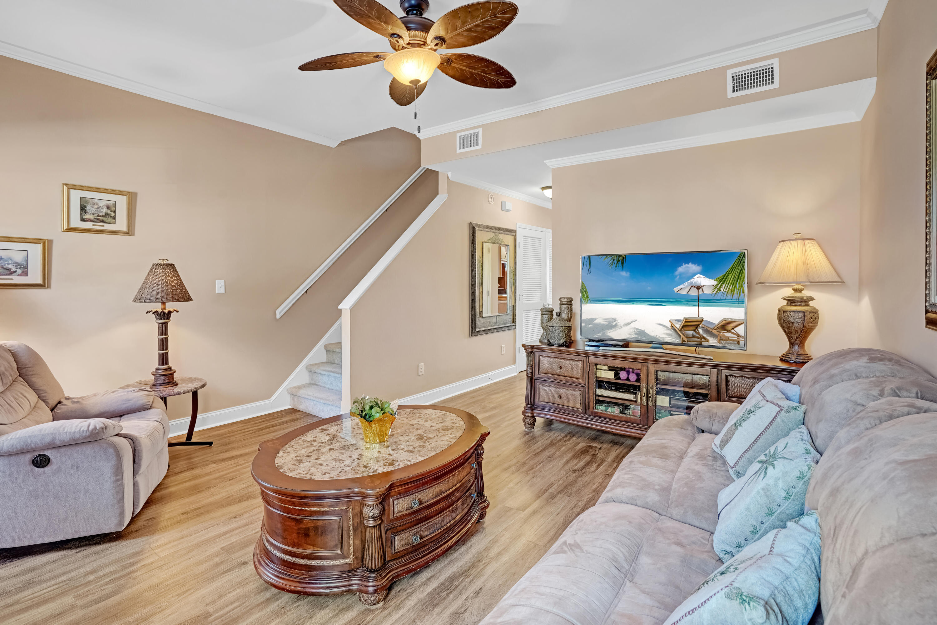 MAGNOLIA SQUARE - Residential