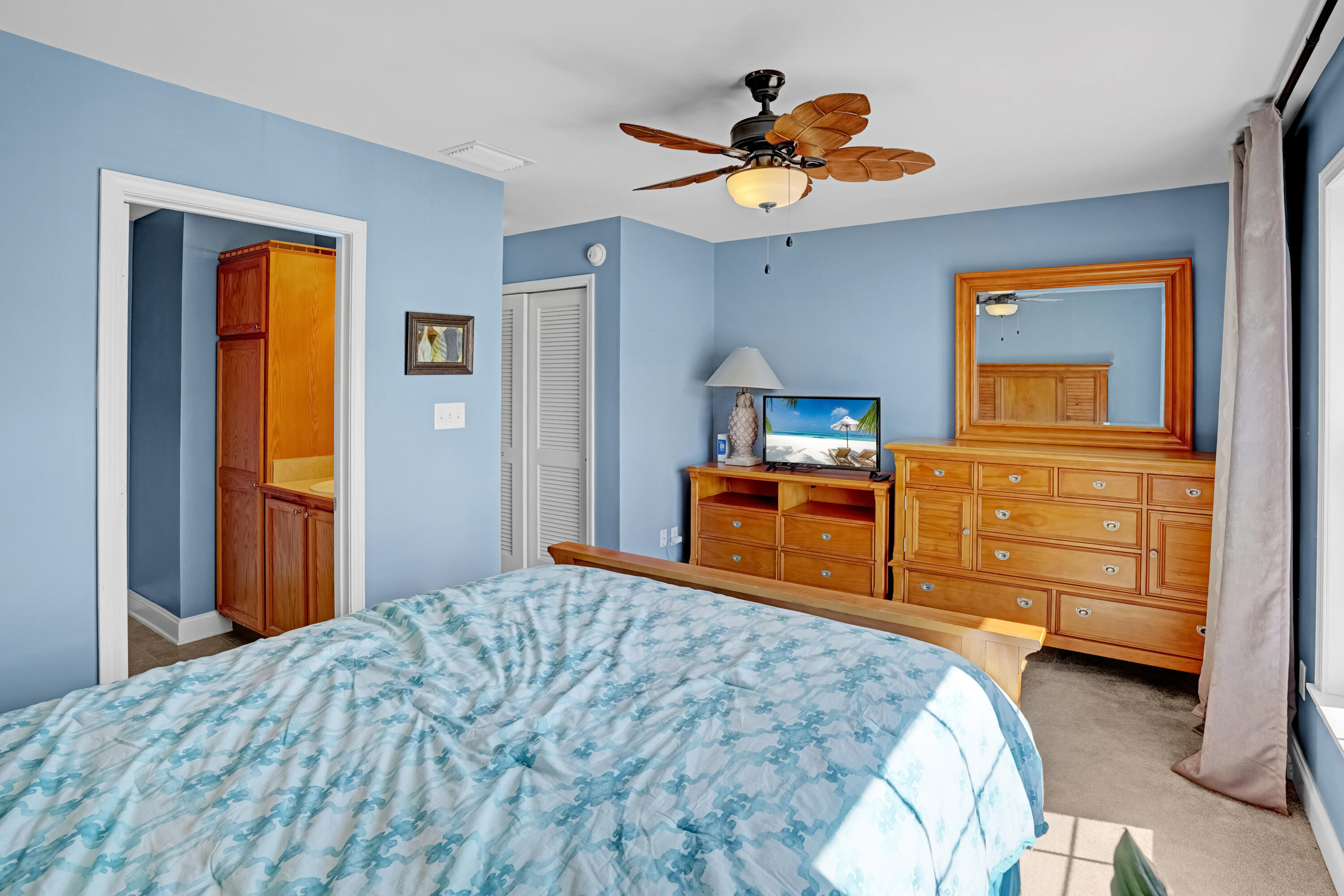 MAGNOLIA SQUARE - Residential