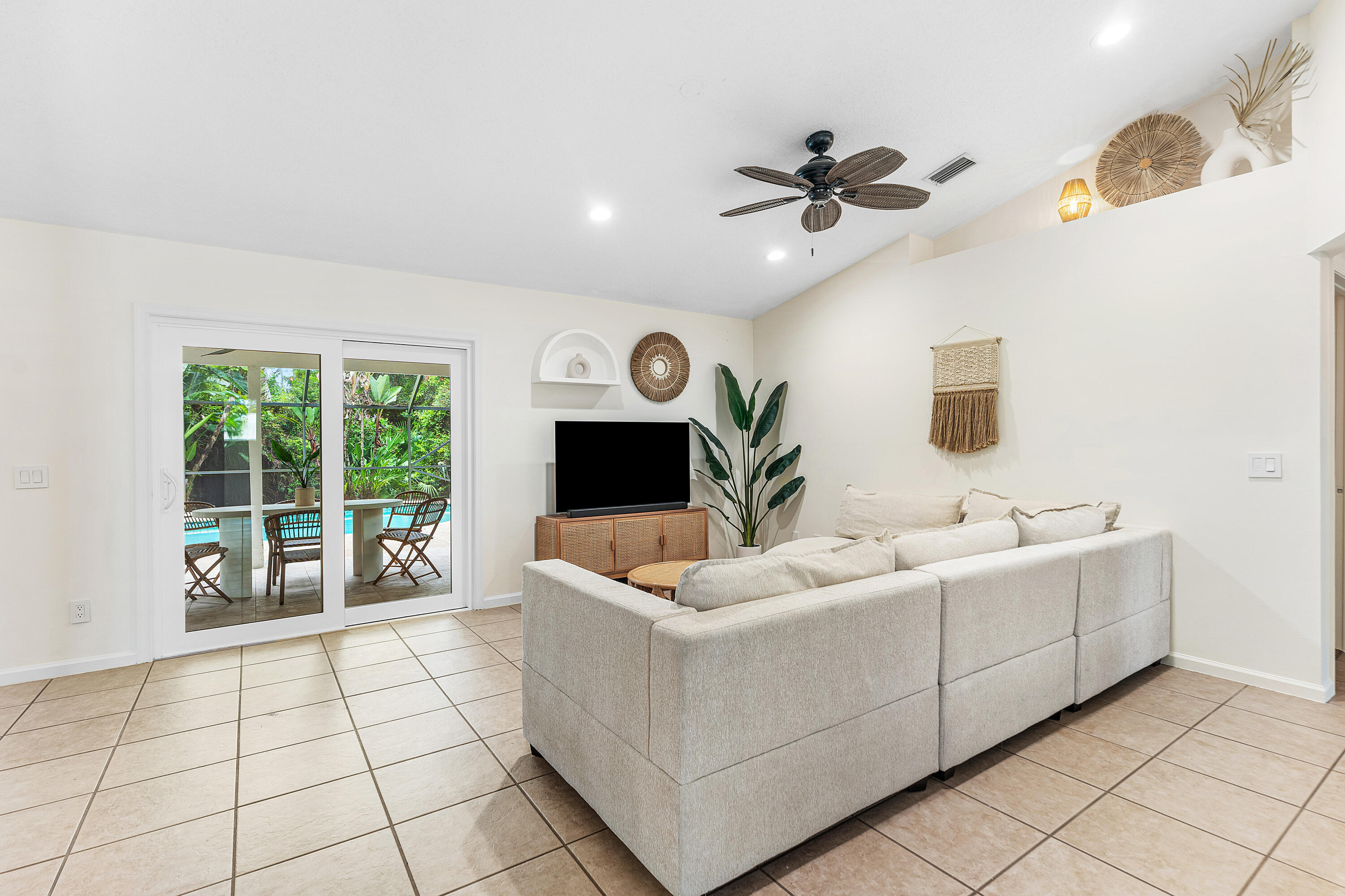 14752 86th Road N