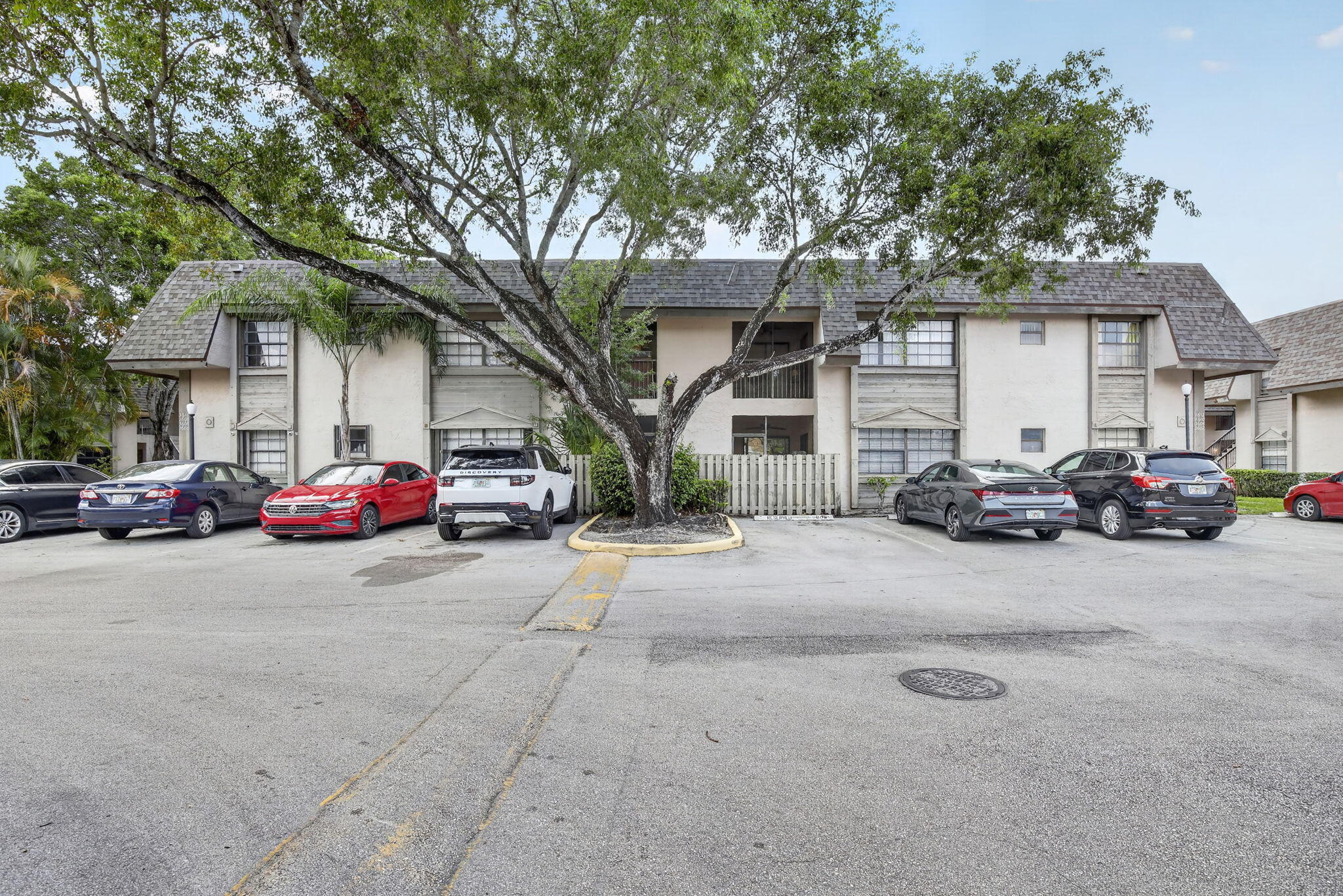 3610 NW 95th Terrace