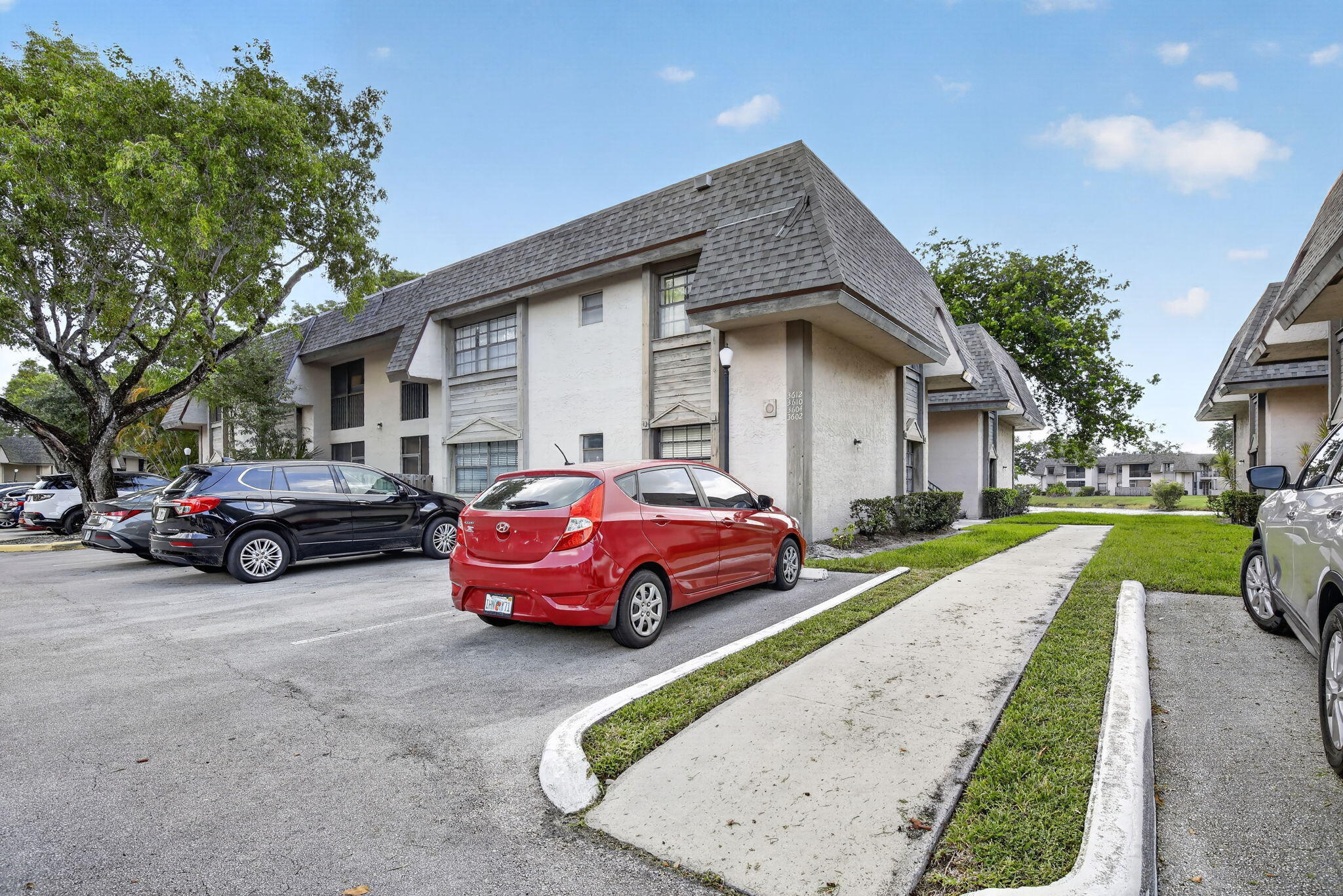 3610 NW 95th Terrace