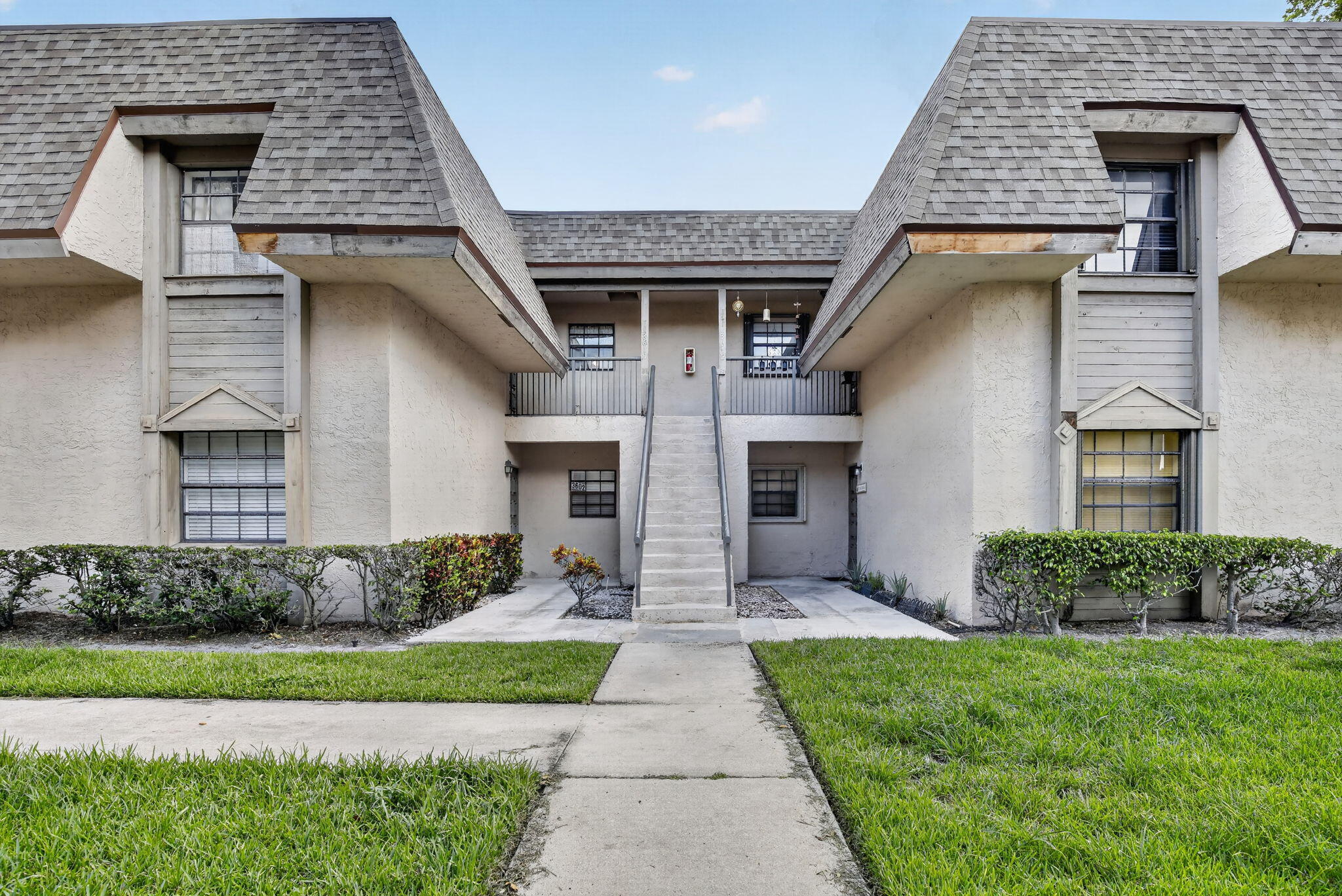 3610 NW 95th Terrace