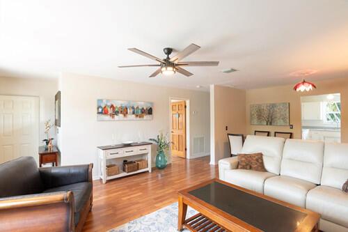 VENETIAN PARK - Residential