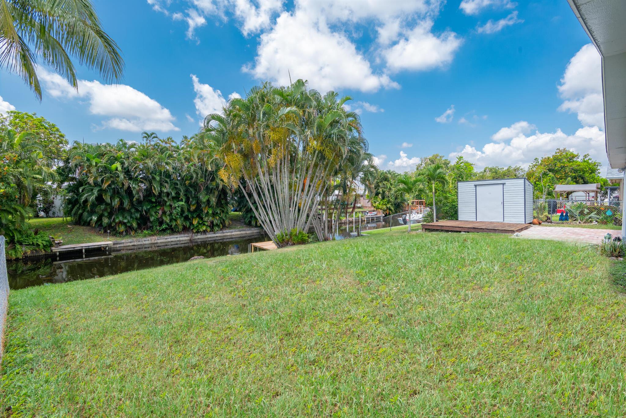 VENETIAN PARK - Residential