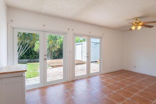 VENETIAN PARK - Residential