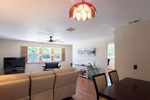 VENETIAN PARK - Residential